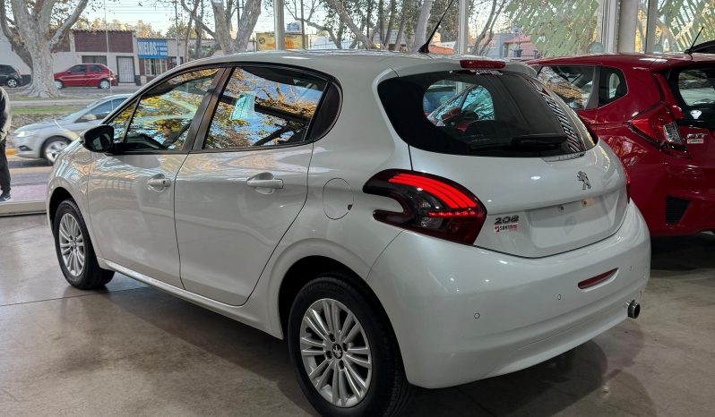 Peugeot 208 1.6 5ptas Allure 115cv (L16) lleno