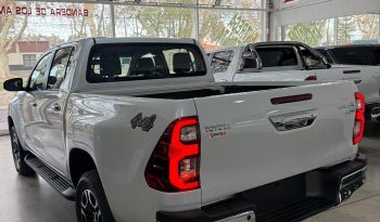 Toyota Hilux (L25) 2.8 TDI C/D 4X4 Srv+ AT6 lleno