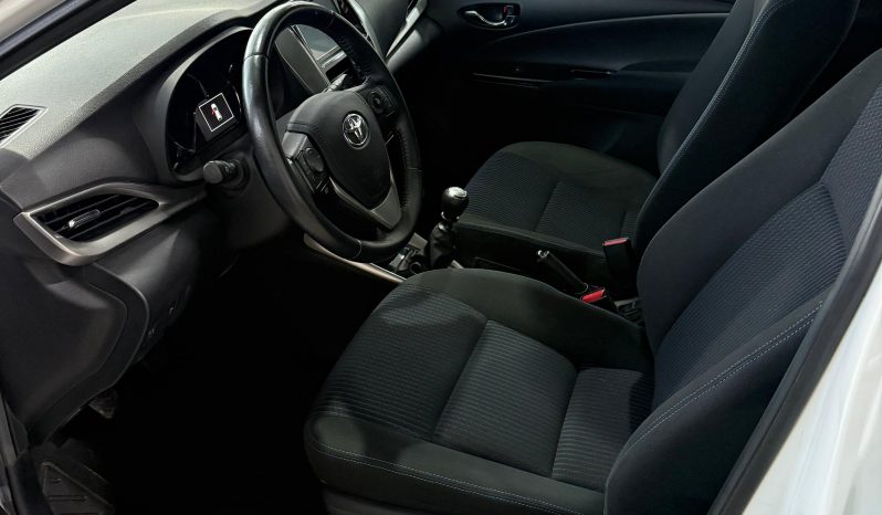 Toyota Yaris 1.5 5ptas XLS (L20) lleno
