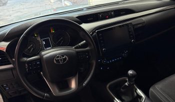 Toyota Hilux (L21) 2.8 TDI C/D 4×2 SRV 204cv lleno
