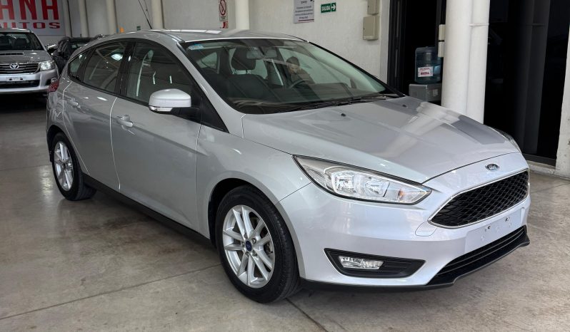 Ford Focus III 1.6 S 5ptas (L15) lleno