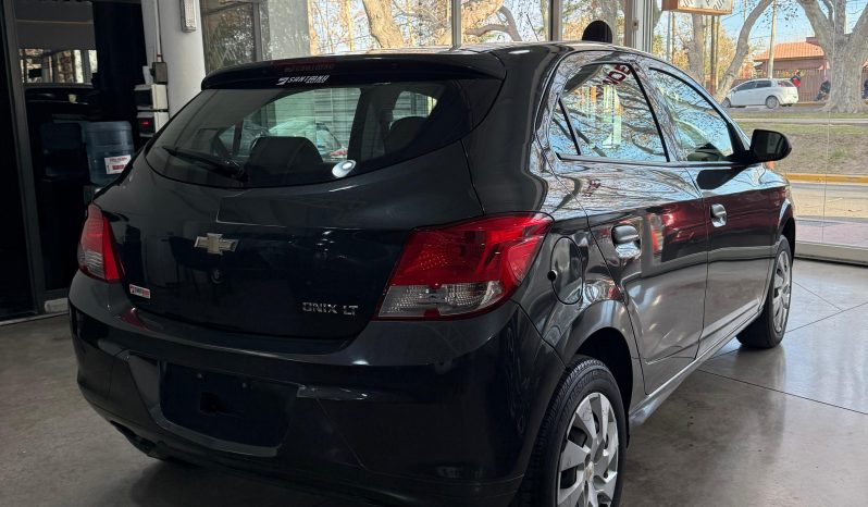 Chevrolet Onix LT 1.4 98cv lleno