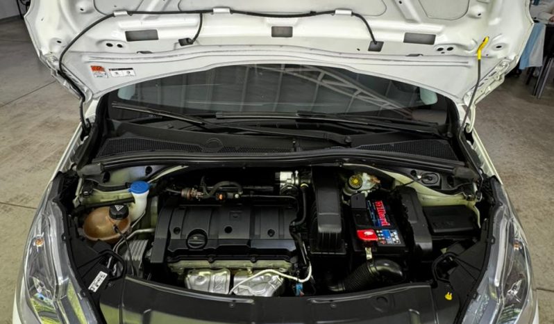 Peugeot 208 1.6 5ptas Allure 115cv (L16) lleno