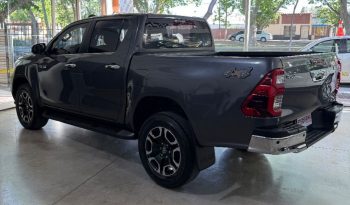 Toyota Hilux (L21) 2.8 TDI C/D 4×4 SRX AT6 204cv lleno