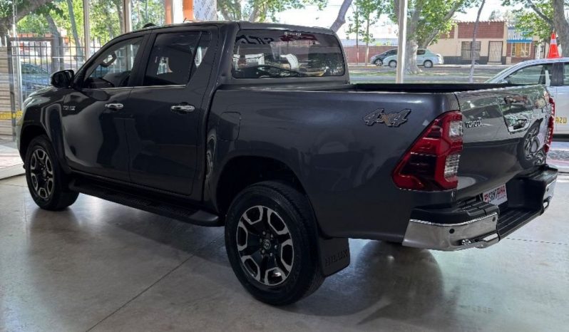 Toyota Hilux (L21) 2.8 TDI C/D 4×4 SRX AT6 204cv lleno