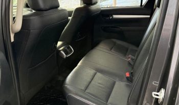 Toyota Hilux (L21) 2.8 TDI C/D 4×4 SRX AT6 204cv lleno