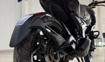 Bajaj Rouser 250 N lleno