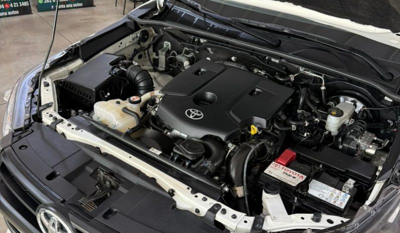 Toyota Hilux (L21) 2.4 TDI C/D 4X2 SR lleno