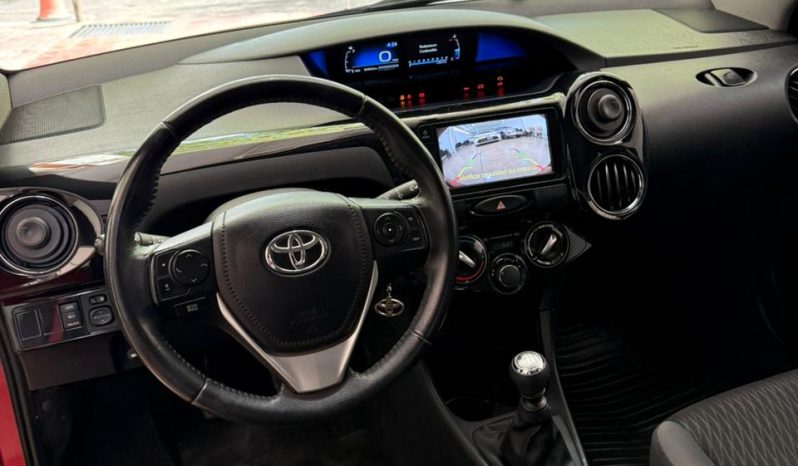 Toyota Etios 1.5 4 Ptas XLS Pack 6MT (L22) lleno