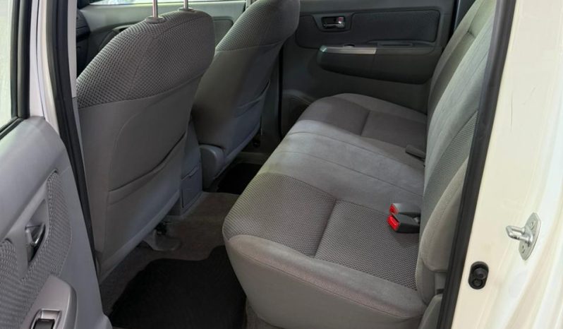 Toyota Hilux (L05) 3.0 C/D 4×4 TDI SRV 163cv lleno
