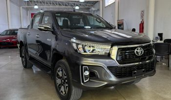 TOYOTA HILUX lleno