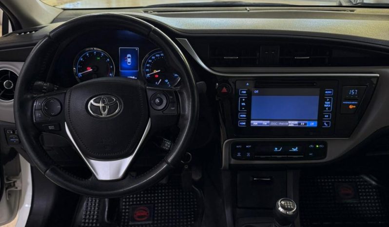 TOYOTA COROLLA lleno