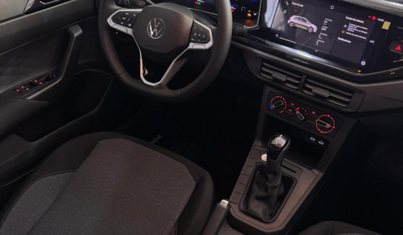 Volkswagen Polo lleno