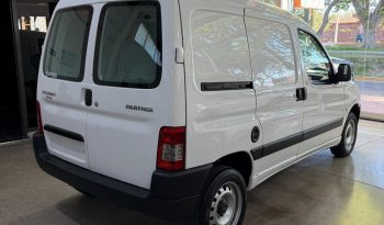 Peugeot Partner lleno