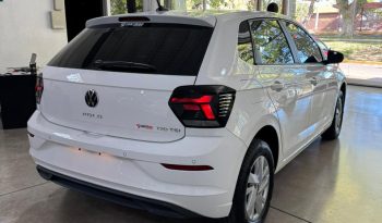 Volkswagen Polo lleno