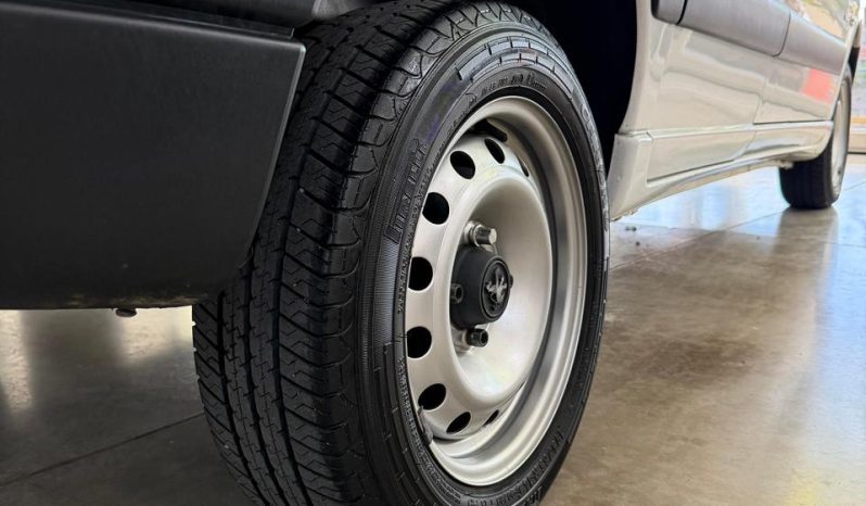 Peugeot Partner lleno