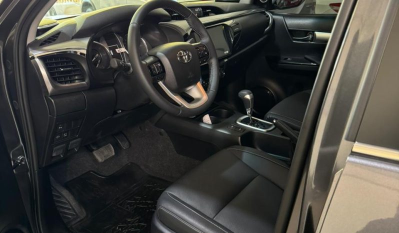 TOYOTA HILUX lleno