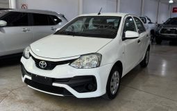 Toyota Etios 1.5 4ptas X 6MT (L18)