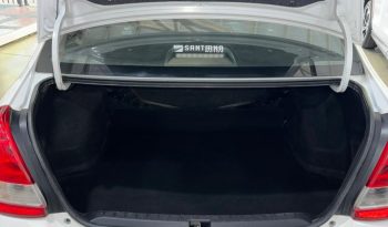 Toyota Etios 1.5 4ptas X 6MT (L18) lleno