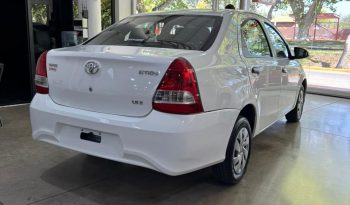 Toyota Etios 1.5 4ptas X 6MT (L18) lleno