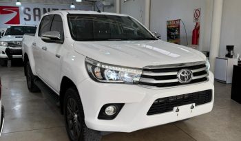 TOYOTA HILUX lleno