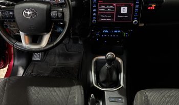 TOYOTA HILUX lleno