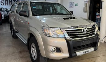TOYOTA HILUX lleno