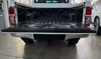 TOYOTA HILUX lleno