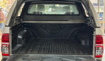 TOYOTA HILUX lleno