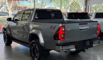 TOYOTA HILUX lleno