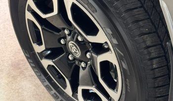 TOYOTA HILUX lleno