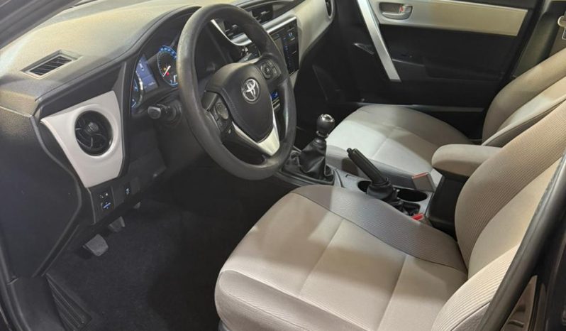 TOYOTA COROLLA lleno