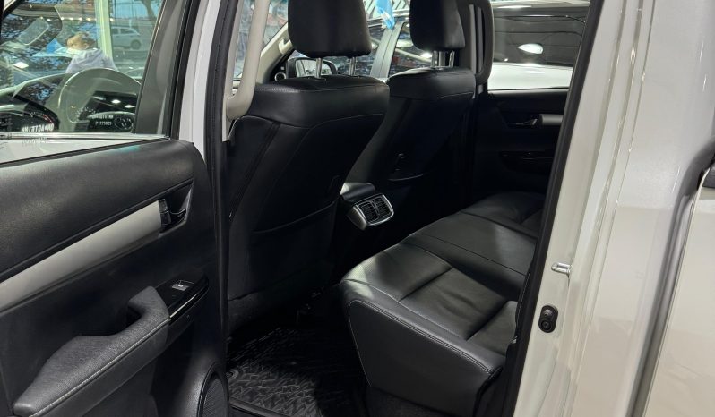 TOYOTA HILUX lleno