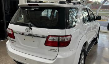 Toyota Hilux SW4 lleno