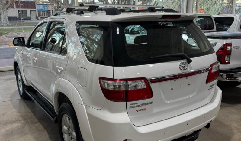 Toyota Hilux SW4 lleno
