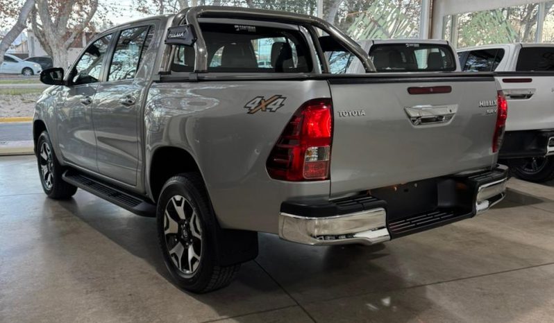 Toyota Hilux (L20) 2.8 C/D 4×4 TDI SRX 177cv lleno