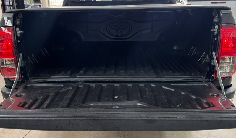 TOYOTA HILUX lleno