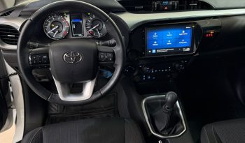 TOYOTA HILUX lleno