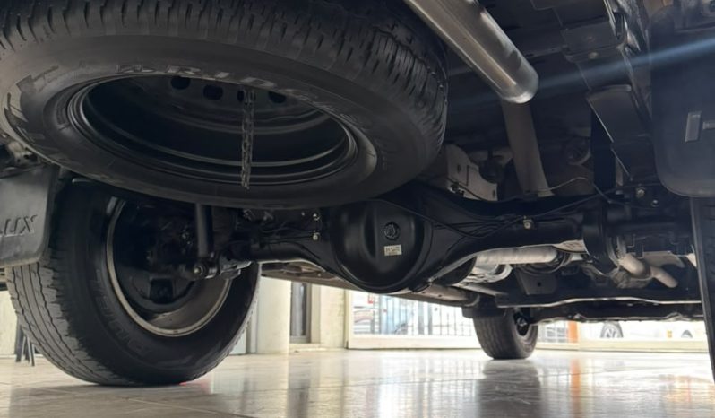 TOYOTA HILUX lleno