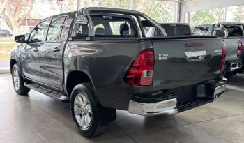 TOYOTA HILUX lleno