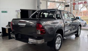 TOYOTA HILUX lleno