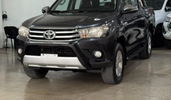 TOYOTA HILUX lleno