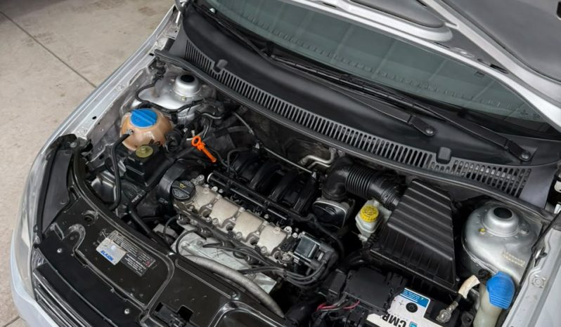 Volkswagen Suran 1.6 Trendline (L10) lleno