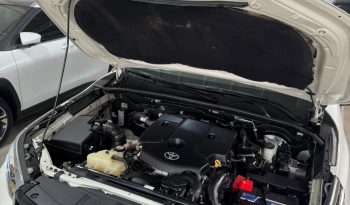 Toyota Hilux SW4 TDI SRX AT 7 Asientos (L21) lleno