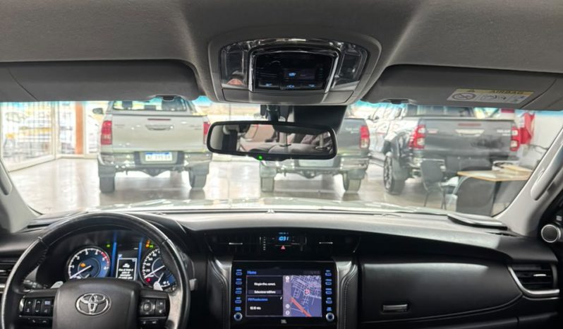 Toyota Hilux SW4 TDI SRX AT 7 Asientos (L21) lleno
