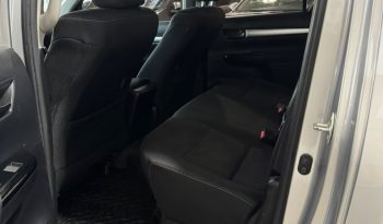 Toyota Hilux (L21) 2.4 TDI C/D 4×2 SR 150cv lleno