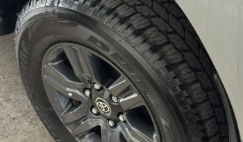 Toyota Hilux (L21) 2.4 TDI C/D 4×2 SR 150cv lleno