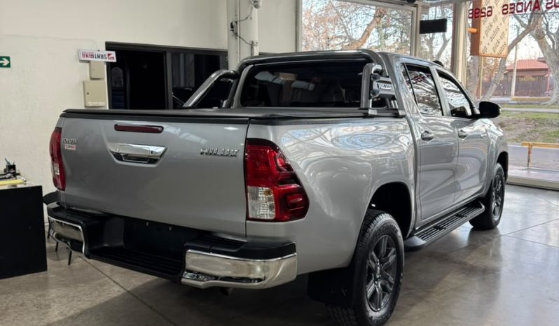 Toyota Hilux (L21) 2.4 TDI C/D 4×2 SR 150cv lleno