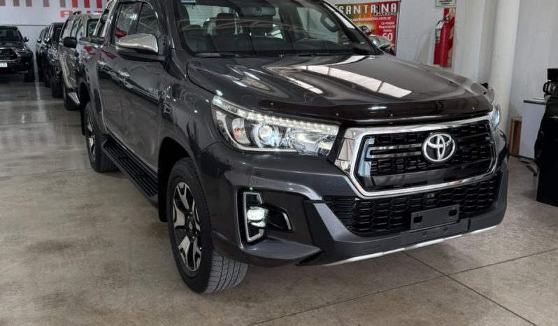 Toyota Hilux (L19) 2.8 TDI C/D 4×2 SRX 177cv lleno