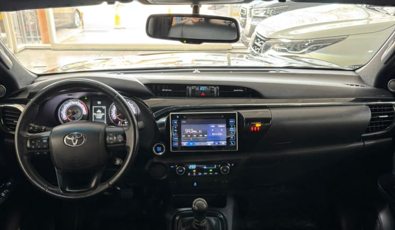 Toyota Hilux (L19) 2.8 TDI C/D 4×2 SRX 177cv lleno